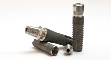 インプラントは絶対に虫歯ができないってホント？！