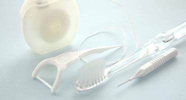 インプラントは治療後が肝心！自宅で行なう毎日のセルフケアポイント