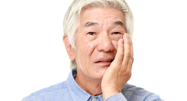 滑舌が悪くなるのは老化減少のひとつ？オーラフレイルの兆しと対策